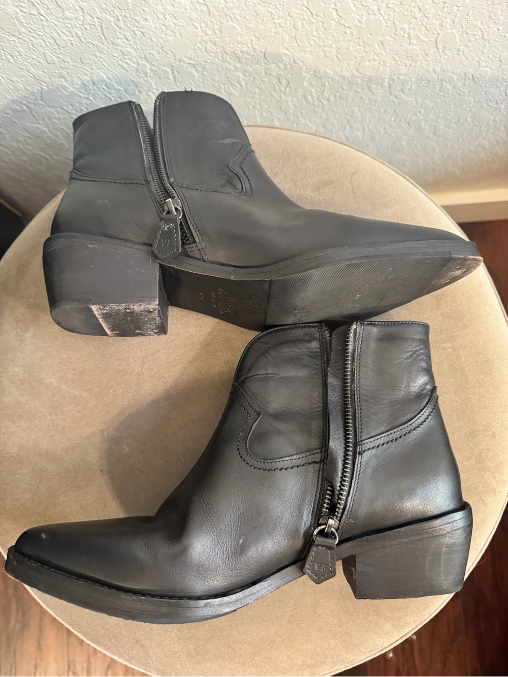 Vintage Foundry Co. Arielle VFL 175 Black Leather Western Ankle Boots 8.5